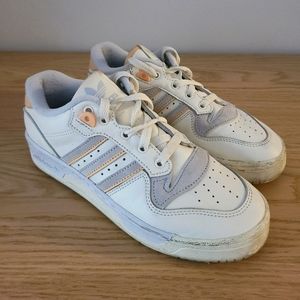 adidas Rivalry Low Sneakers